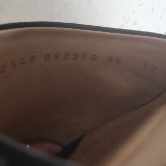 Geox black patent leather platform sandals. Size 39 (8.5) - Picture 7 of 7